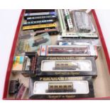 Collection of mixed N Gauge continental, Japanese and British rolling stock and locomotives,