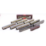 Eleven assorted Hornby coaches, all (E-NM) 4 x GWR clerestory; BR(W) Mk1 brown & cream; 3 x BR