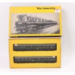 Trix Inter City Trans Pennine 2-car DMU BR NE green, with instructions. (VG-E) will benefit by