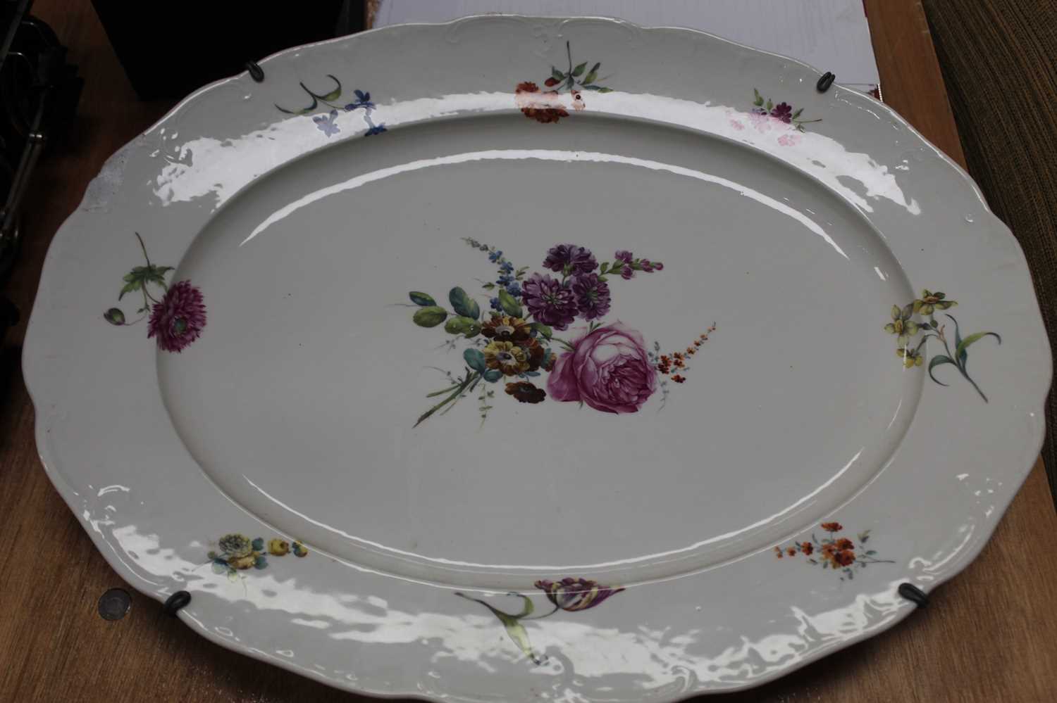 Two late 18th/early 19th century Dutch Loosdrecht or Amstel porcelain meat dishes, each decorated - Image 3 of 6