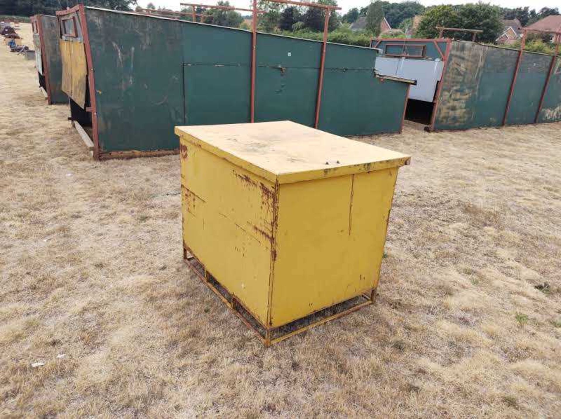 Metal Box (Yellow) - Image 2 of 2