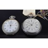 A circa 1900 gent's silver cased open faced pocket watch, having keywind movement, dia.57mm;