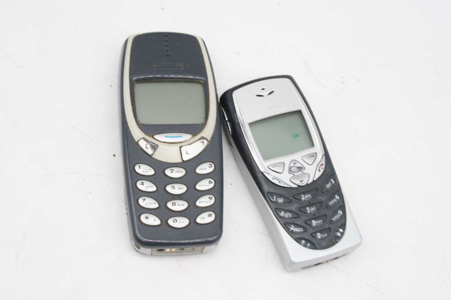A collection of vintage Nokia mobile phones, together with an IMC Mammoet model jacking system - Image 2 of 4
