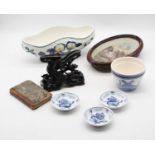 A small collection of miscellaneous items, to include reproduction Chinese blue and white bowls,