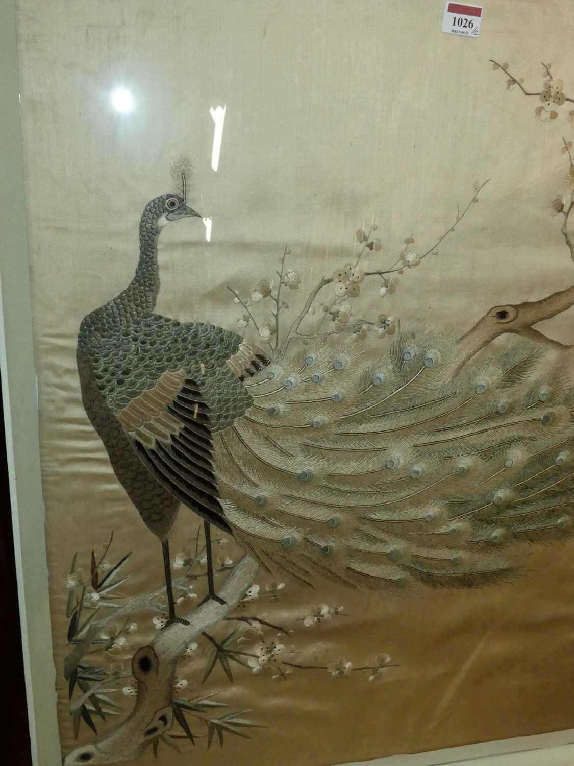 Mid 20th century Japanese silkwork being peacock study, 70x59cm, framed, together with one other - Bild 3 aus 5