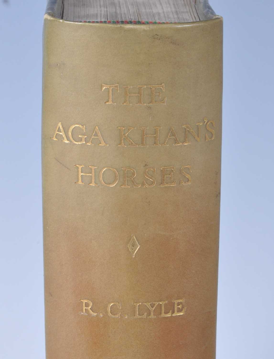 Lyle, R.C.: The Aga Khan's Horses, illustrated by Lionel Edwards R.I., Putnam, London, 42 Great - Image 2 of 4