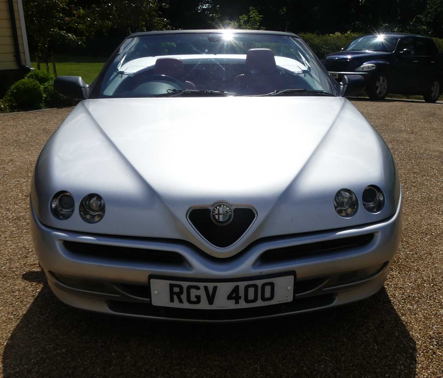 A 1999 Alfa Romeo Spider L 2.0 twin spark Registration V631 RNP Chassis No. ZAR 9160000006061251 - Bild 3 aus 19
