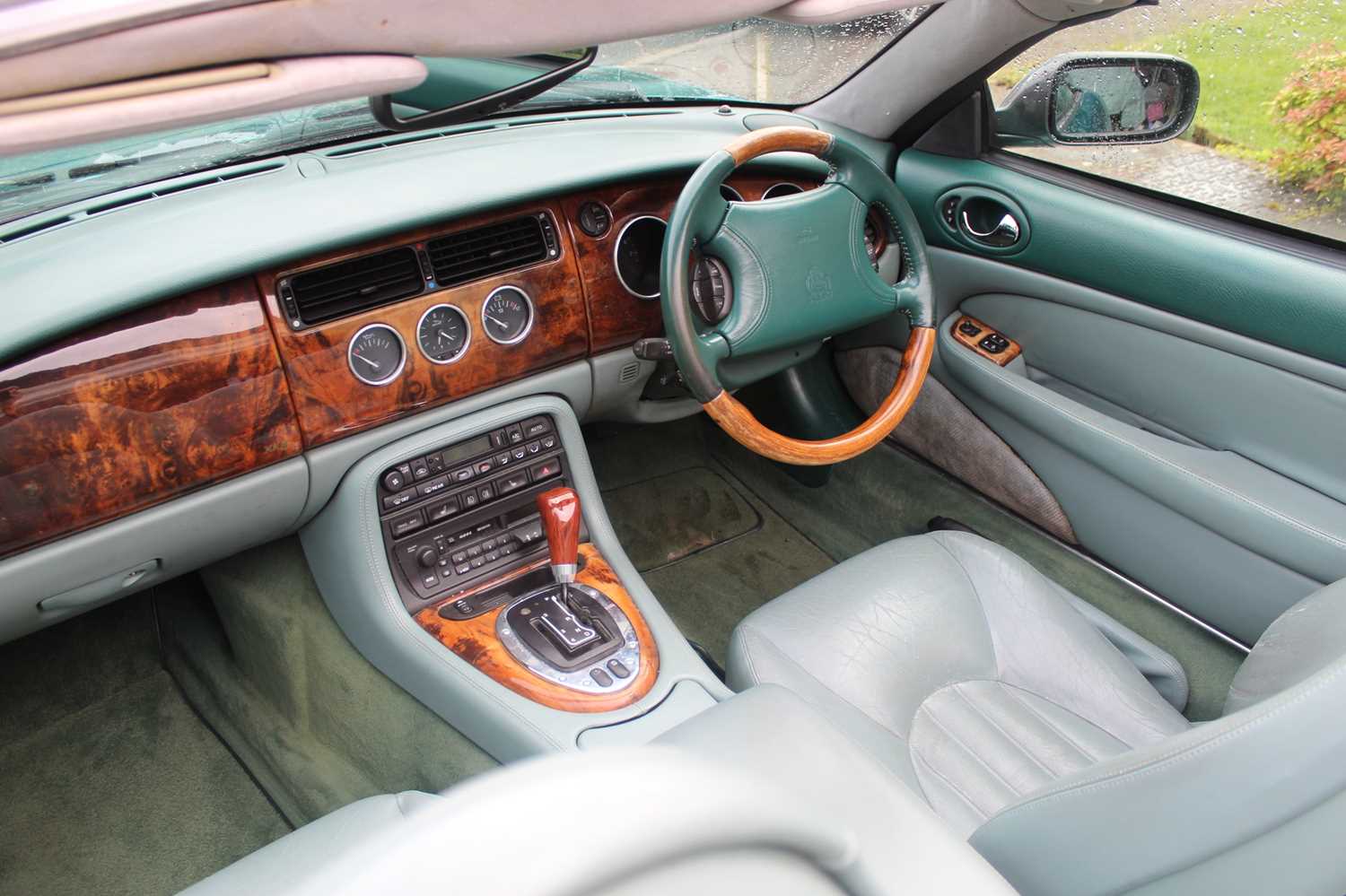 A 1998 Jaguar 4 litre XK8 convertible automatic coupe Reg No. S289 BWC Chassis No. SAJJGKFD3AR002021 - Image 6 of 12