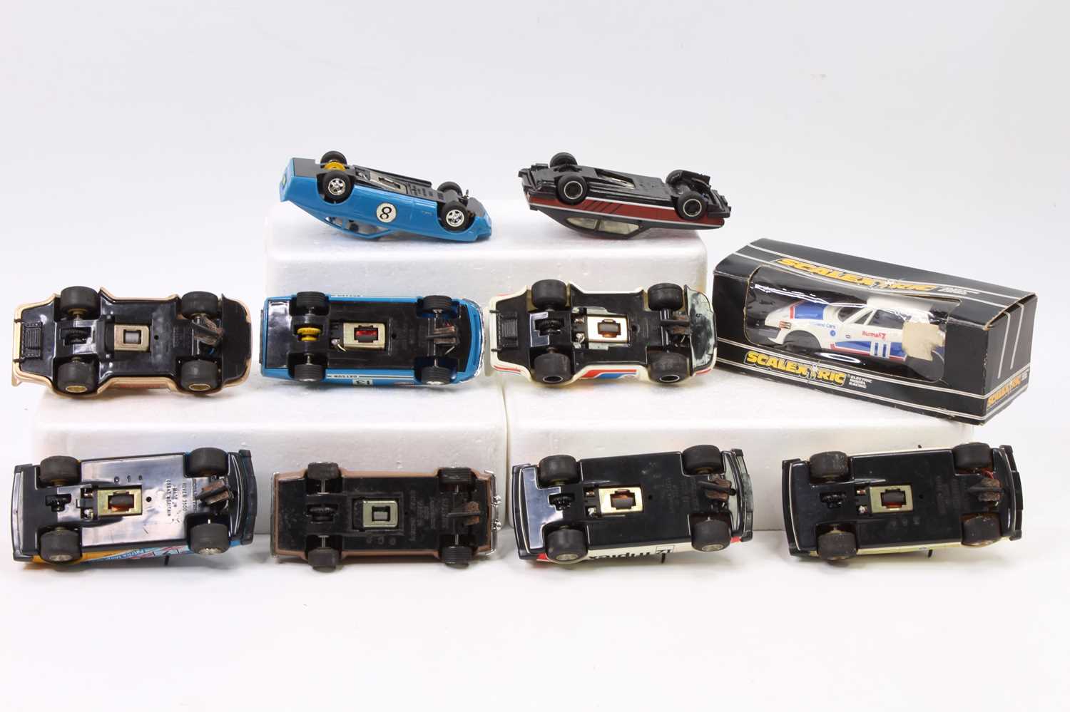 10 various Scalextric slot cars including Ford Escort, Rover 3500, Porsche Turbo, Ford Capri and - Bild 3 aus 3