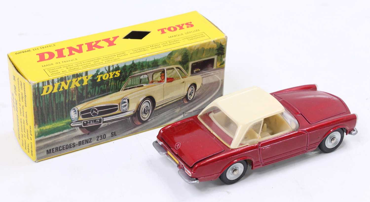 French Dinky Toys, 516 Mercedes Benz 230SL, metallic red body with cream roof, concave hubs, in - Bild 2 aus 2