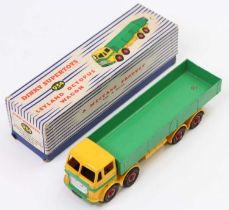 Dinky Toys No. 934 Leyland Octopus wagon comprising of a yellow and green cab, yellow chassis with