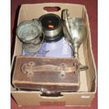 Miscellaneous items, to include an Ensign Auto-Kinecam '16 Type B No.4780' in leather case, mid-20th