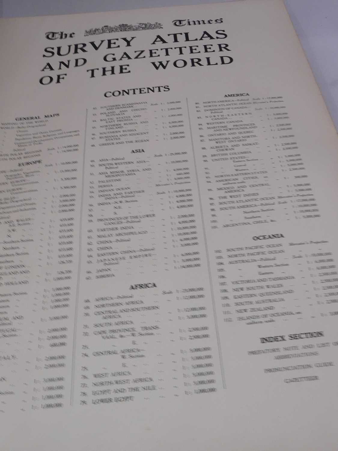 The Times Survey Atlas of the world, published by The Times, Printing House Square, London, EC4, - Bild 2 aus 4