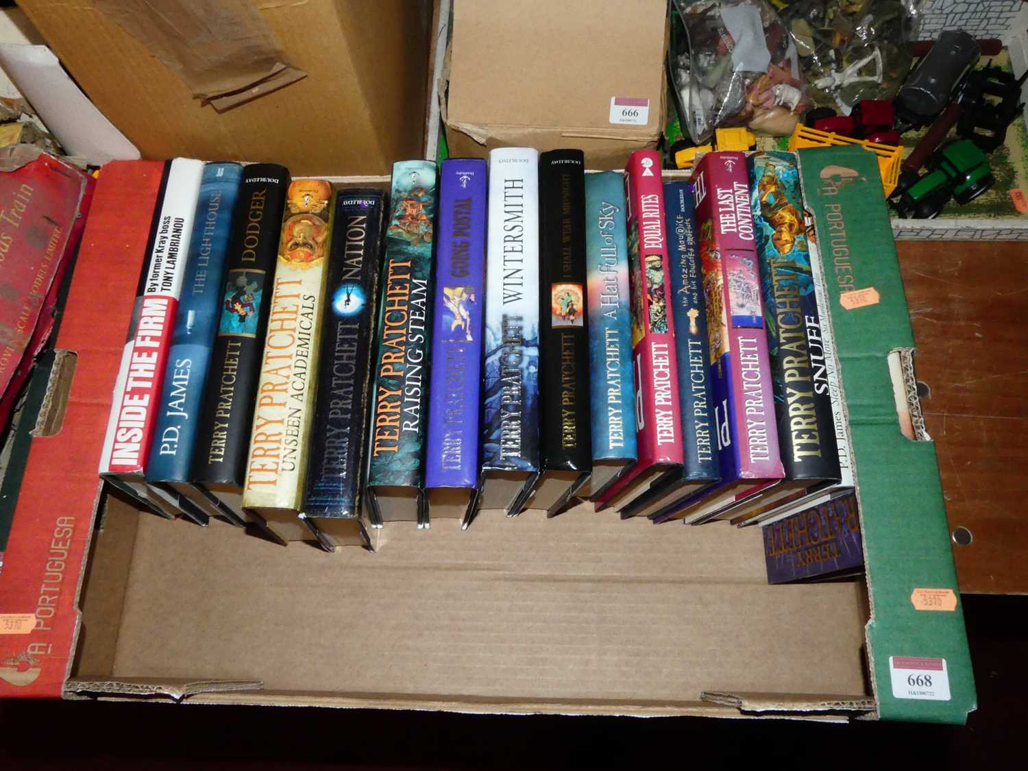 A collection of mainly Terry Pratchett titles, to include some first editions