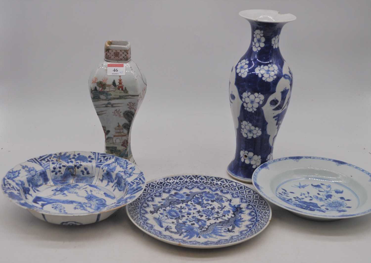 A collection of 18th century and later Chinese export ceramics to include a floral decorated