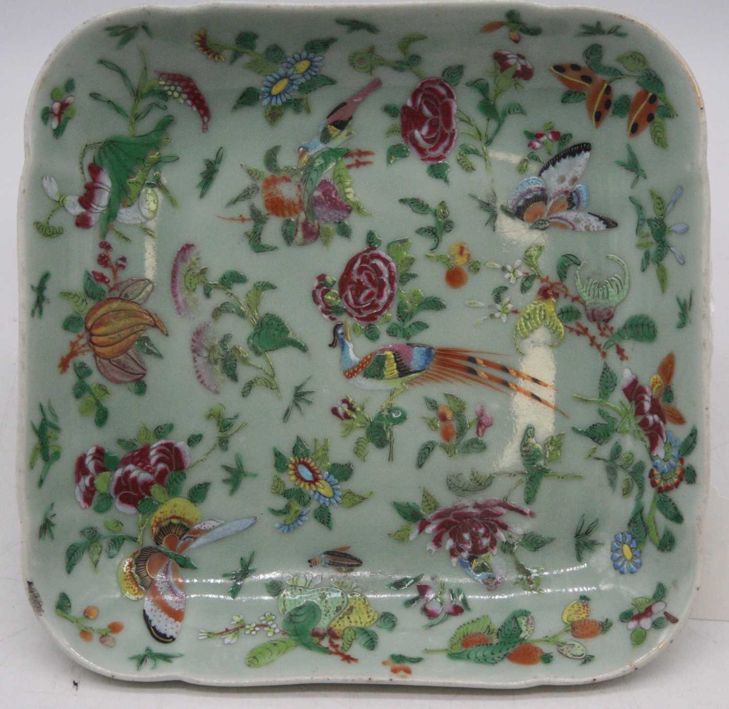 A 19th century Chinese Canton export plate, on a celadon ground, enamel decorated with exotic birds, - Bild 5 aus 6