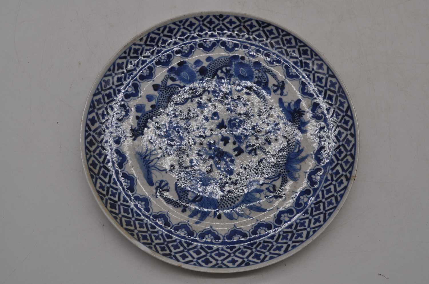 A collection of 18th century and later Chinese export ceramics to include a floral decorated - Bild 5 aus 8