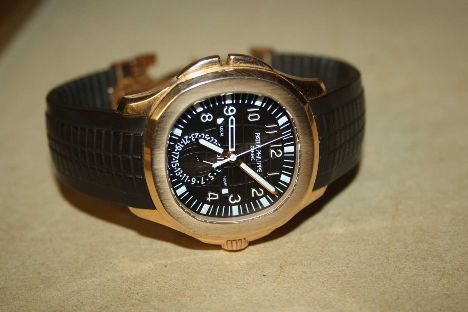 Patek Philippe - a fine gent's 18ct rose gold Aquanaut Travel Time wristwatch, ref. 5164R-001, - Bild 16 aus 17