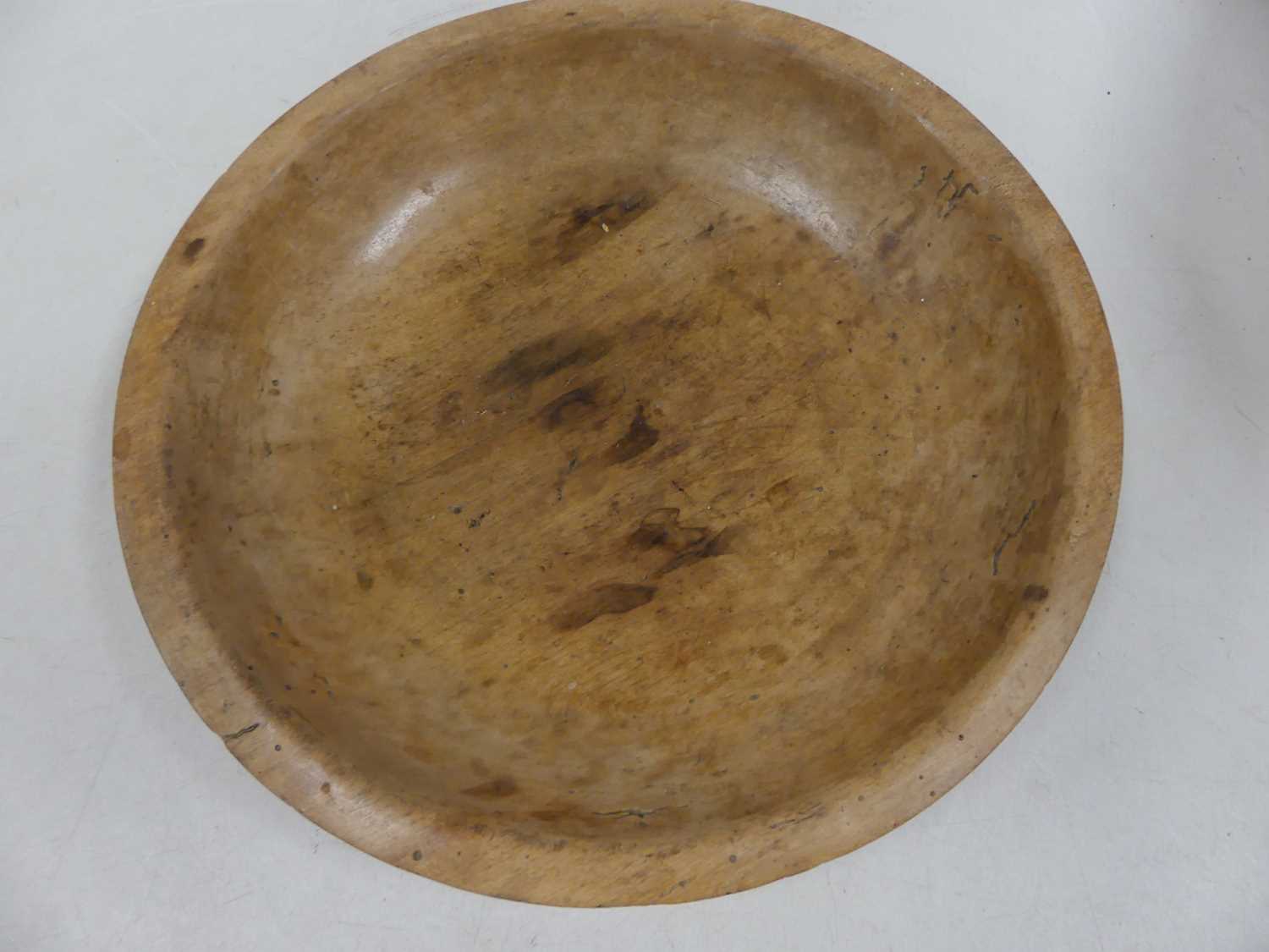 A 19th century mahogany circular tray, dia.33cm; together with two treen bowlsExtra images - Image 7 of 10