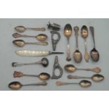 A small collection of miscellaneous mainly silver items, to include George III silver mustard spoon,