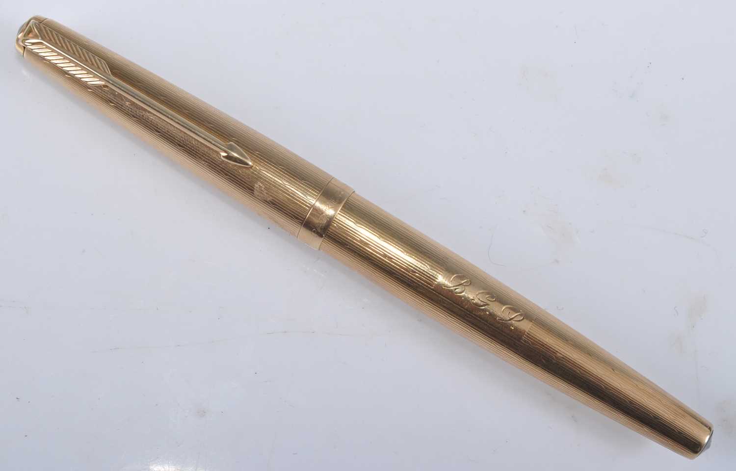 A Parker 65 Custom Insignia double-jewelled fountain pen, in 9ct gold Waterdrop design, the barrel - Image 8 of 8