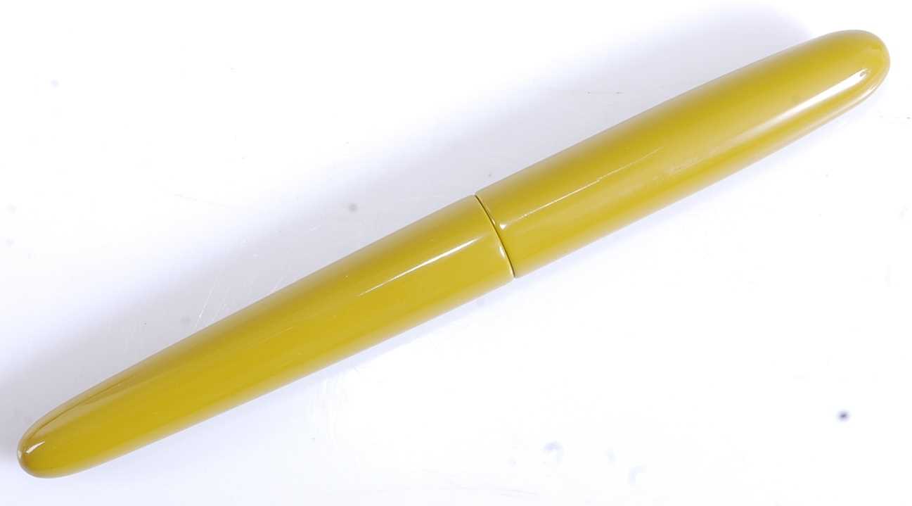 A Japanese Nakaya Portable Cigar fountain pen, in Wakakusa-Iro colourway (young green), the nib - Bild 5 aus 5