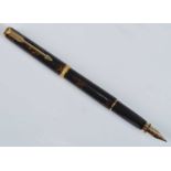 A Parker Premier Chinese Laque fountain pen, with gold trim, the nib engraved PARKER 750M 18K