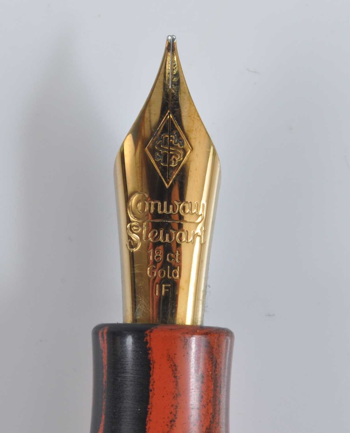 A Conway Stewart Churchill Red Ripple fountain pen, limited edition No.368/500, with gold trim, - Image 3 of 10