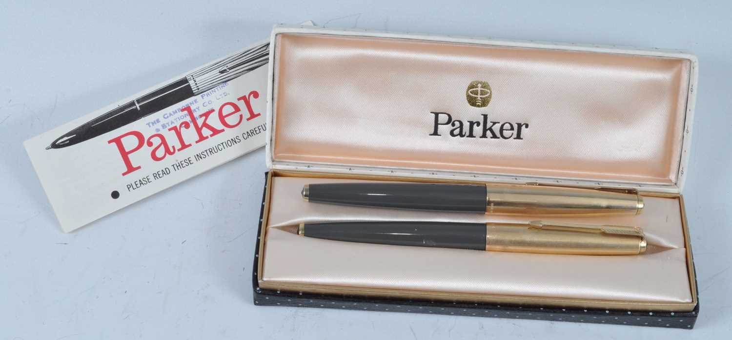 A Parker 61 Custom fountain pen, in Grey Capillary with rolled gold trim, the barrel marked 61 - Image 8 of 8