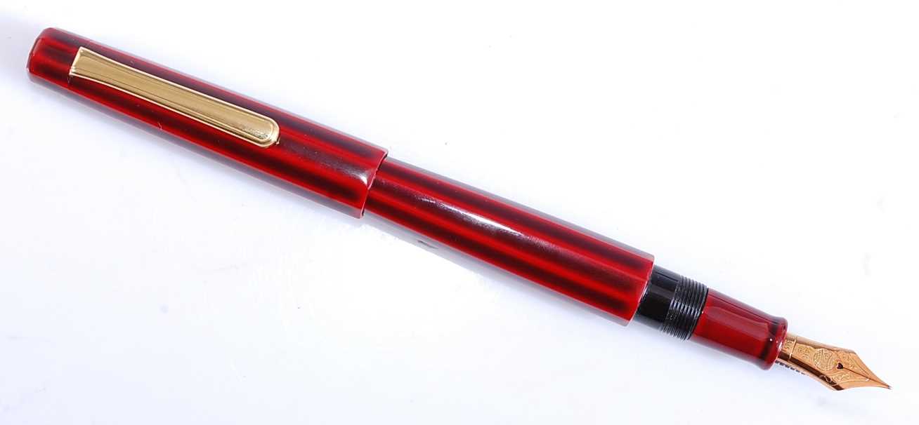 A Japanese Nakaya Writer Decapod fountain pen, in Aka-Tamenuri colourway (layered red over amber