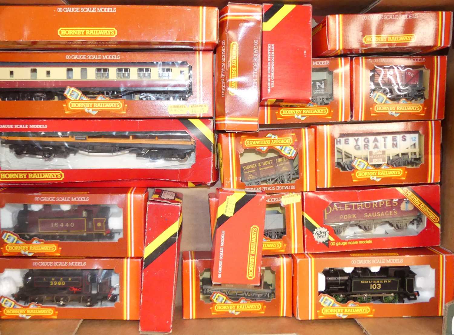 Five boxes containing a single-owner collection of 00 gauge railway, to include Hornby, Triang, Lima - Bild 5 aus 5