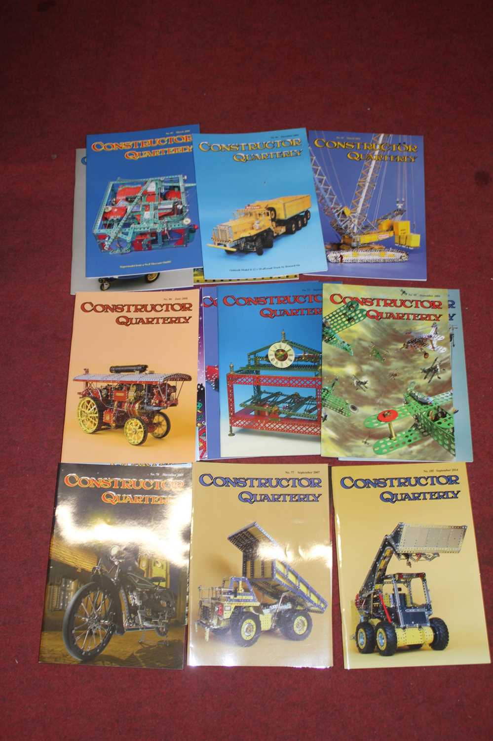 One box of Meccano related magazines including fourteen constructor quarterlys - Bild 3 aus 3