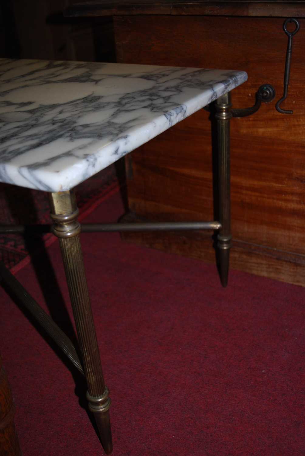 A variegated marble topped rectangular low coffee table, raised on reeded brass supports, length - Image 2 of 6