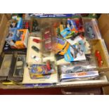 A tray of mixed modern issue diecast, to include Matchbox, Hot Wheels and others