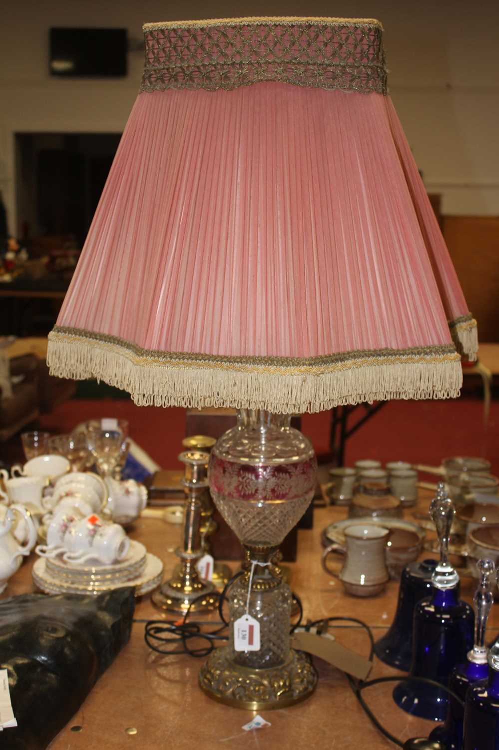 A 20th century cut crystal and gilt metal table lamp, of baluster form, the pleated shade above a - Image 2 of 5