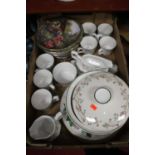 A modern part tea and dinner service together with various Franklin Mint collectors' plates etc
