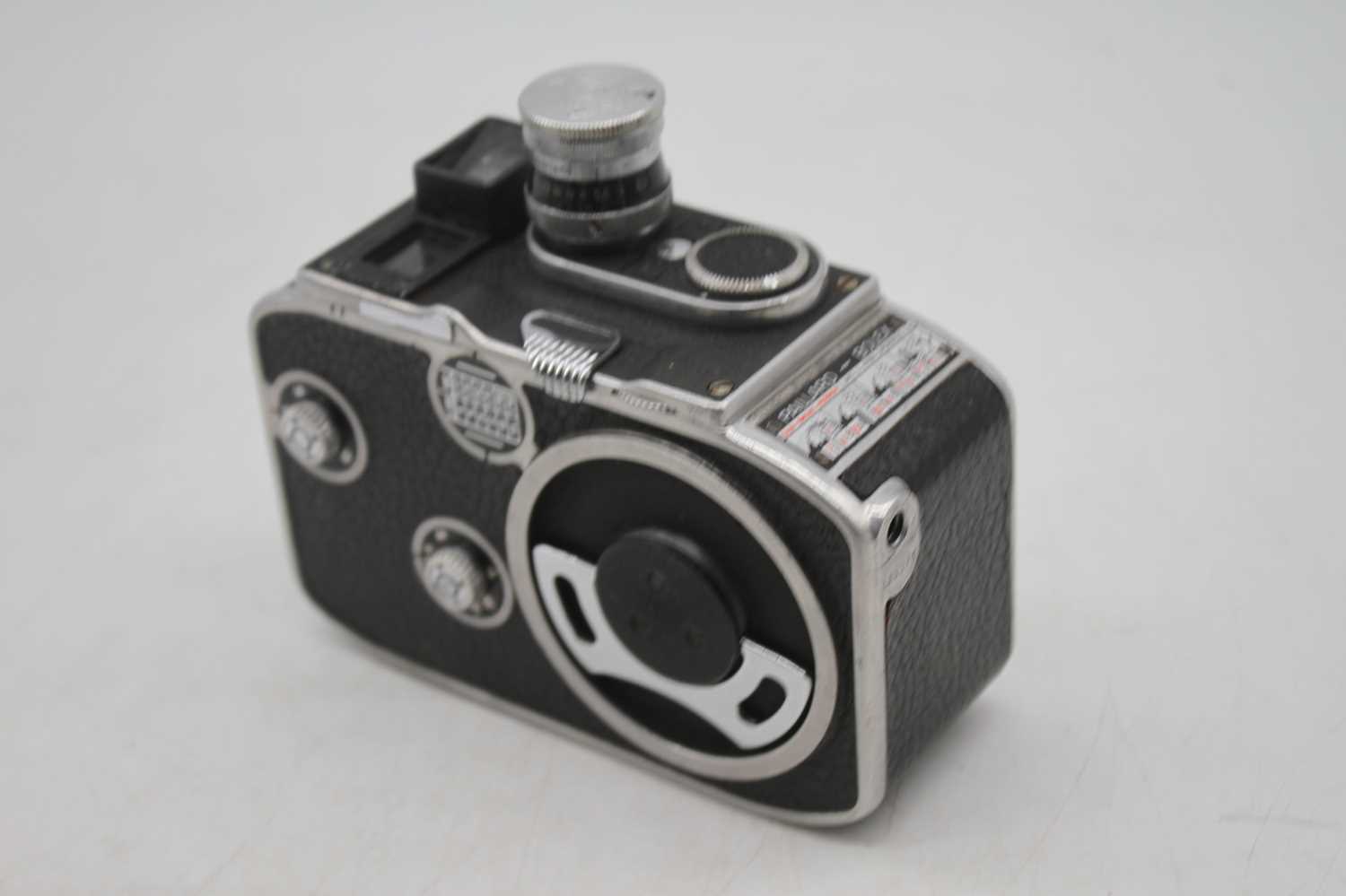 A Paillard-Bolex vintage camera - Bild 5 aus 5