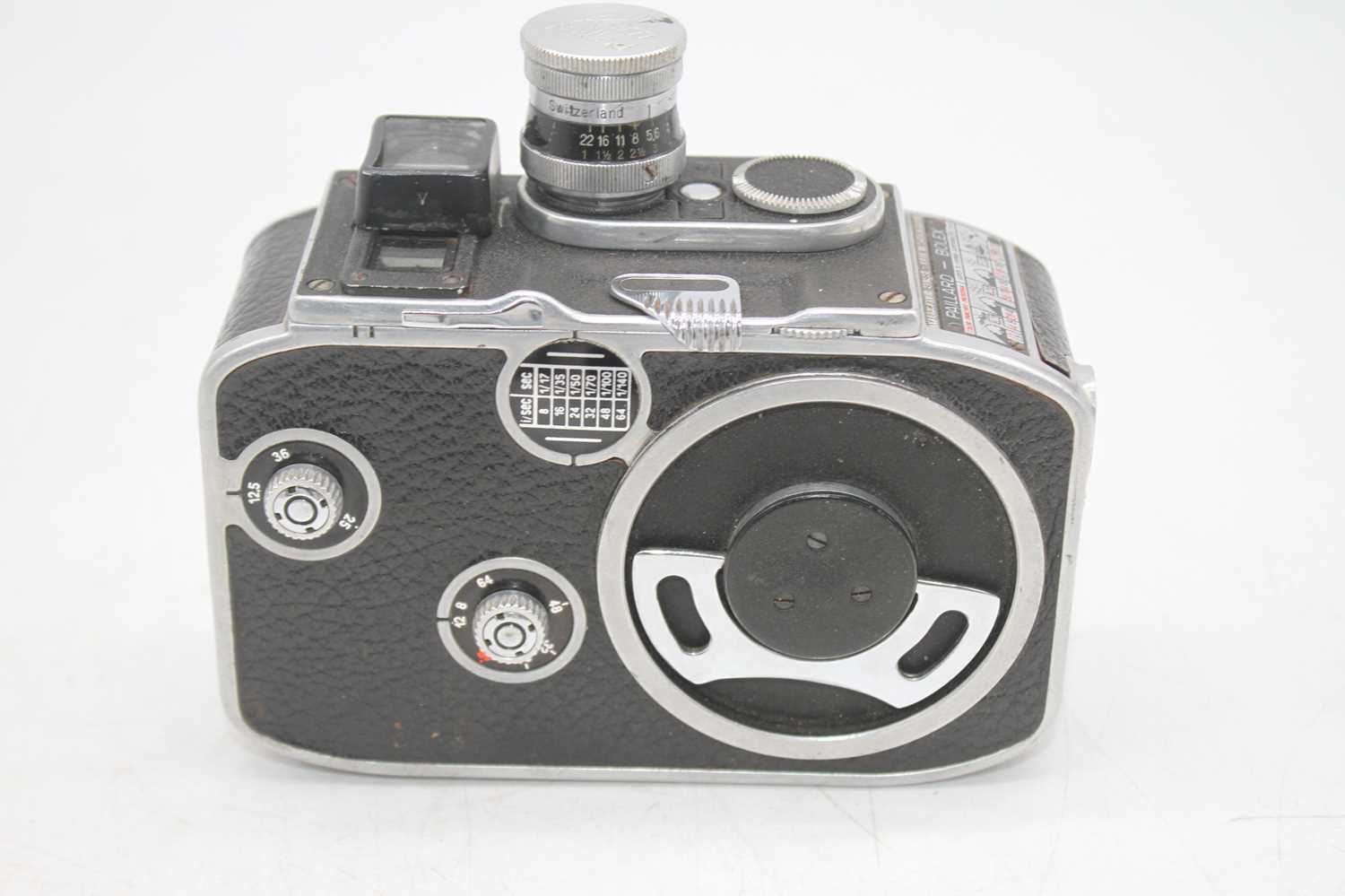 A Paillard-Bolex vintage camera - Bild 4 aus 5