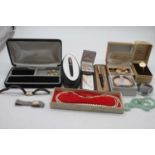 A collection of vintage costume jewellery, to include wristwatches and necklaces