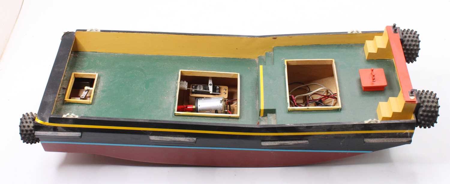 A wooden scratch built model of a radio controlled pusher tug, hand painted example with removable - Image 4 of 8