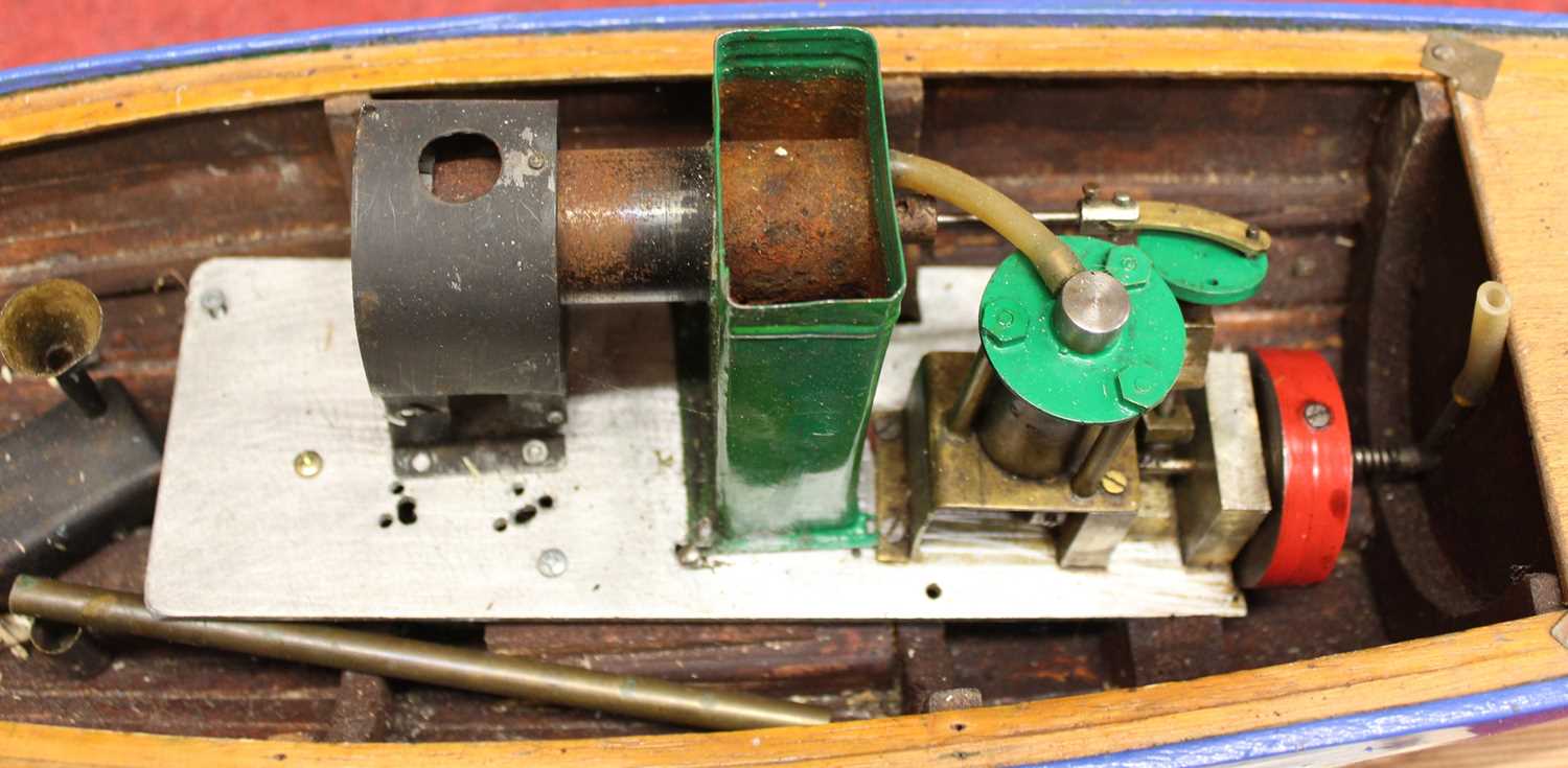 A scratchbuilt hot air engine powered steam launch, comprising of wooden hull with removable super - Image 5 of 6