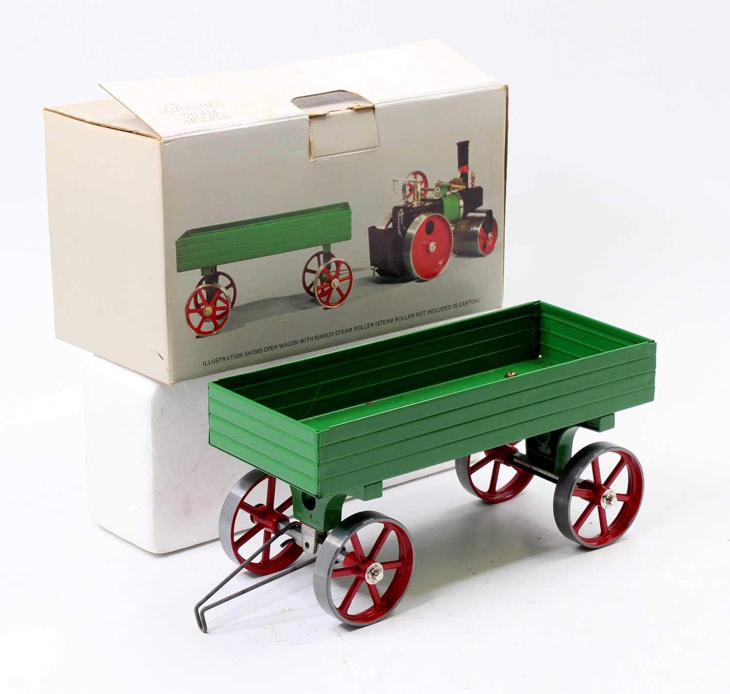 Mamod Steam Engine and Accessory group, 3 boxed examples to include Mamod Steam Tractor, Lumber - Image 5 of 5