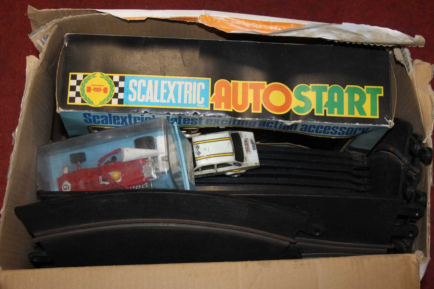 A quantity of mixed Scalextric to include the Auto start gift set