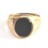 A 9ct yellow gold oval bloodstone set signet ring, the bloodstone measuring approx 11.7 x 9.95mm,