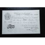 Great Britain, Bank of England five pound note "The White Fiver" no. 19482, serial no. M 17
