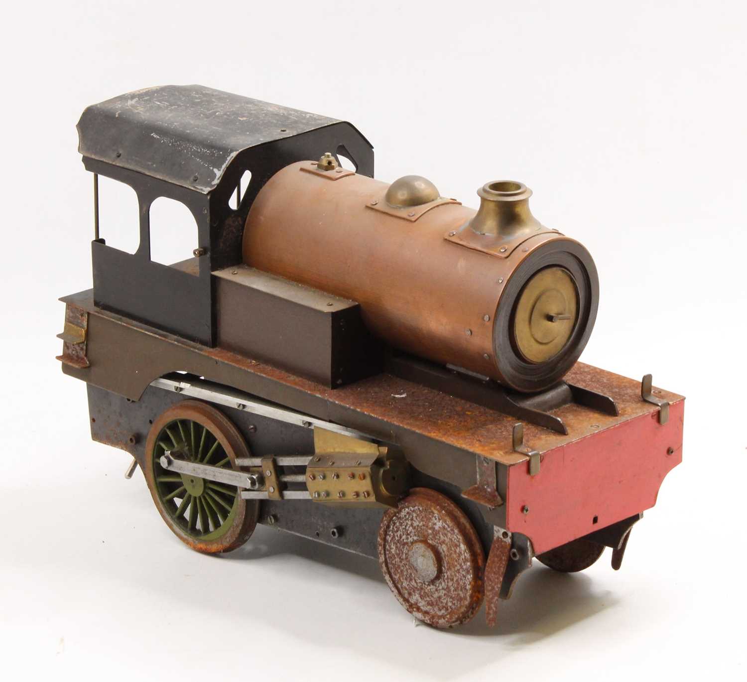 Scratchbuilt battery operated 5 inch gauge 0-4-0 tank locomotive, un-finished project, - Bild 2 aus 3