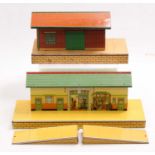 Hornby 0-gauge buildings: 1949-55 No.3 station, green roof, revised printing (E) with two ramps in