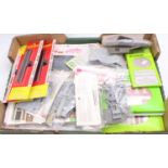 One tray containing a collection of mixed 00 scale track, Metcalf kits, plastic kits and other