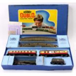 EDP12 Hornby-Dublo ‘Duchess of Montrose’ Passenger set comprising loco & tender of same name,