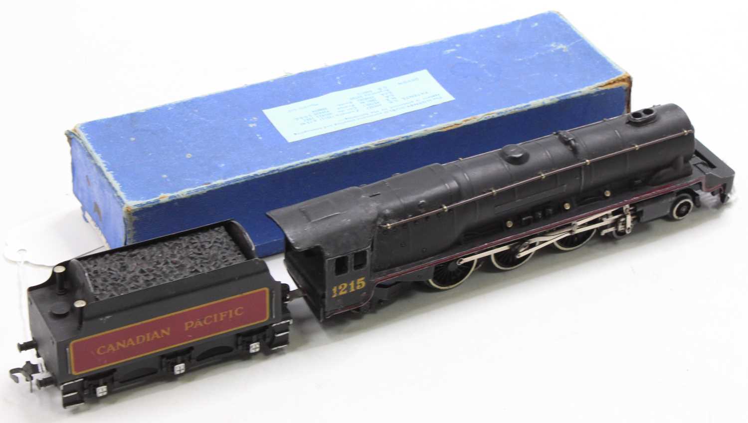 EDL3 Hornby-Dublo 3-rail 4-6-2 ‘Canadian Pacific’ loco & tender. Small 1215 in white on smokebox - Image 2 of 3